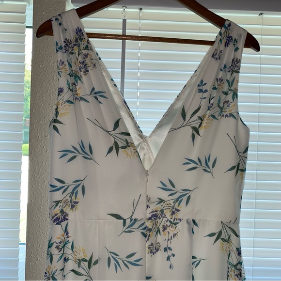Monique Lhuiller White Floral Maxie Dress! - Picture 3 of 10